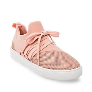 Steve Madden Neutral blush shoes